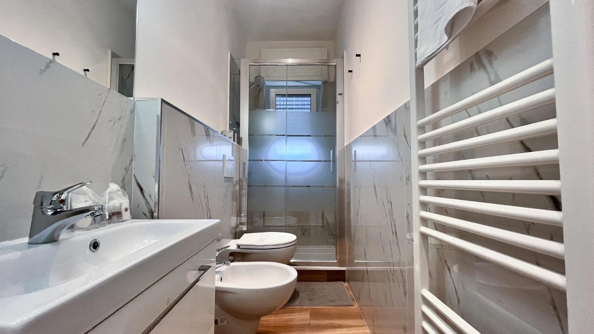 Prestige Boutique Homes-Design Disctict Милано Екстериор снимка