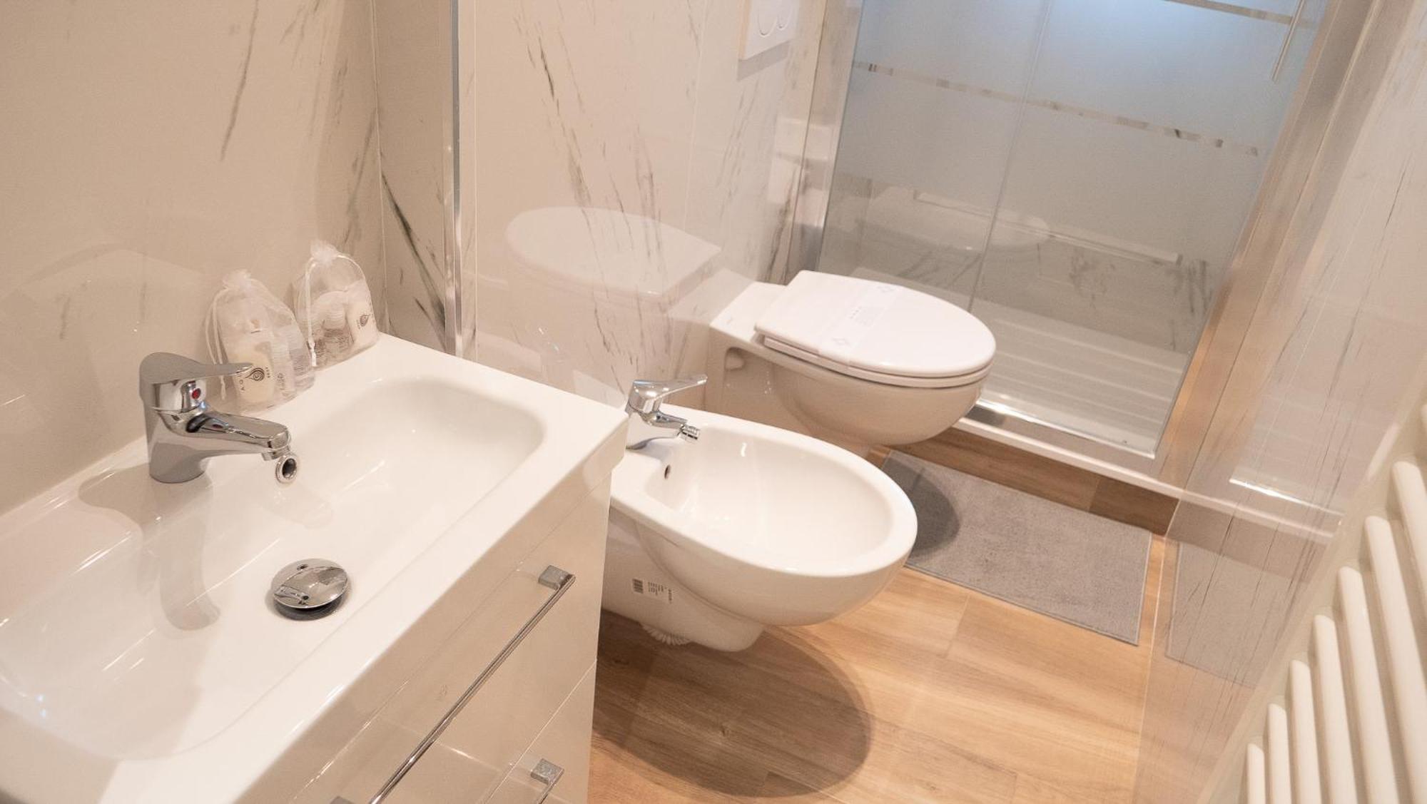 Prestige Boutique Homes-Design Disctict Милано Екстериор снимка